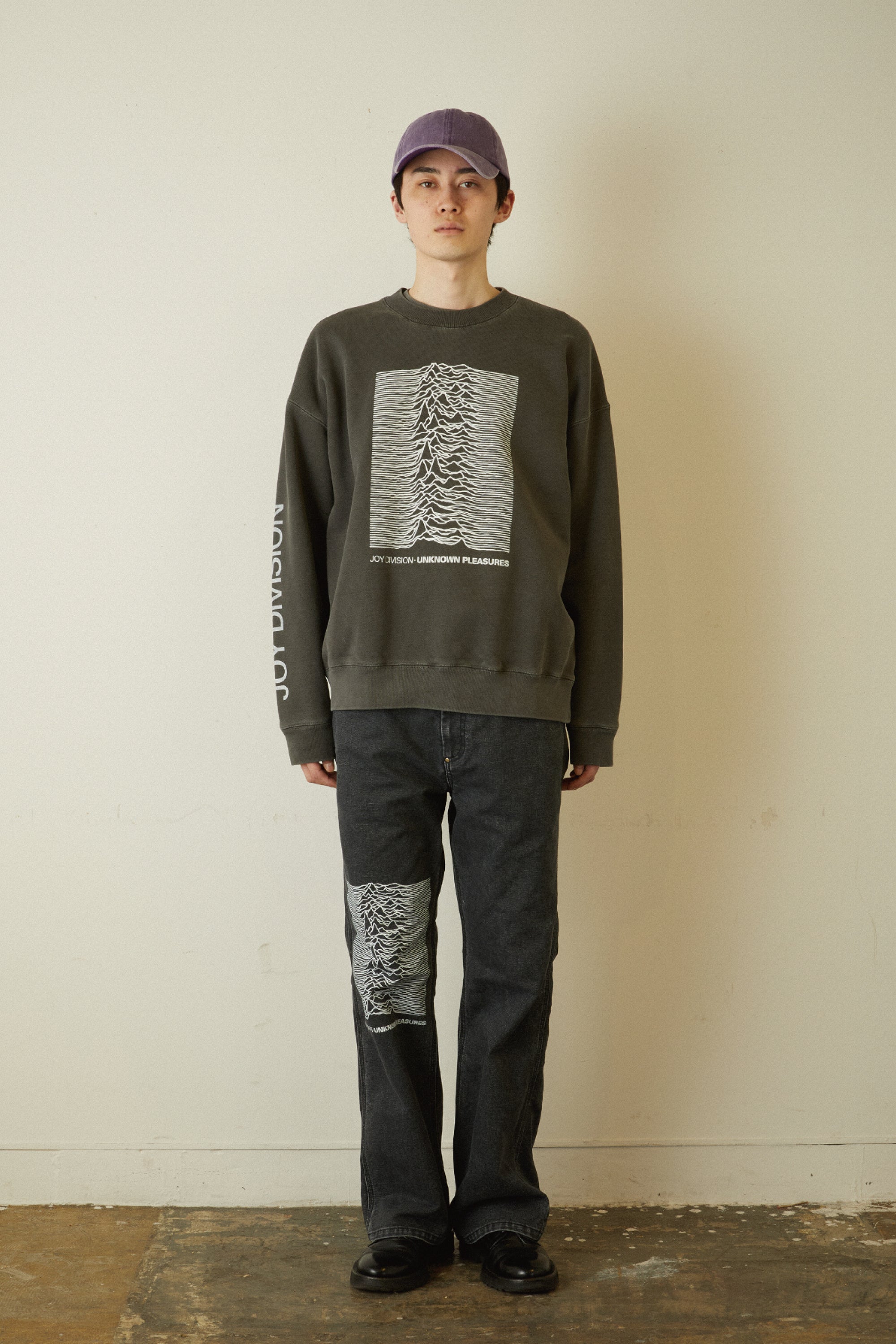 × JOY DIVISION UNKNOWN PLEASURES SWEAT