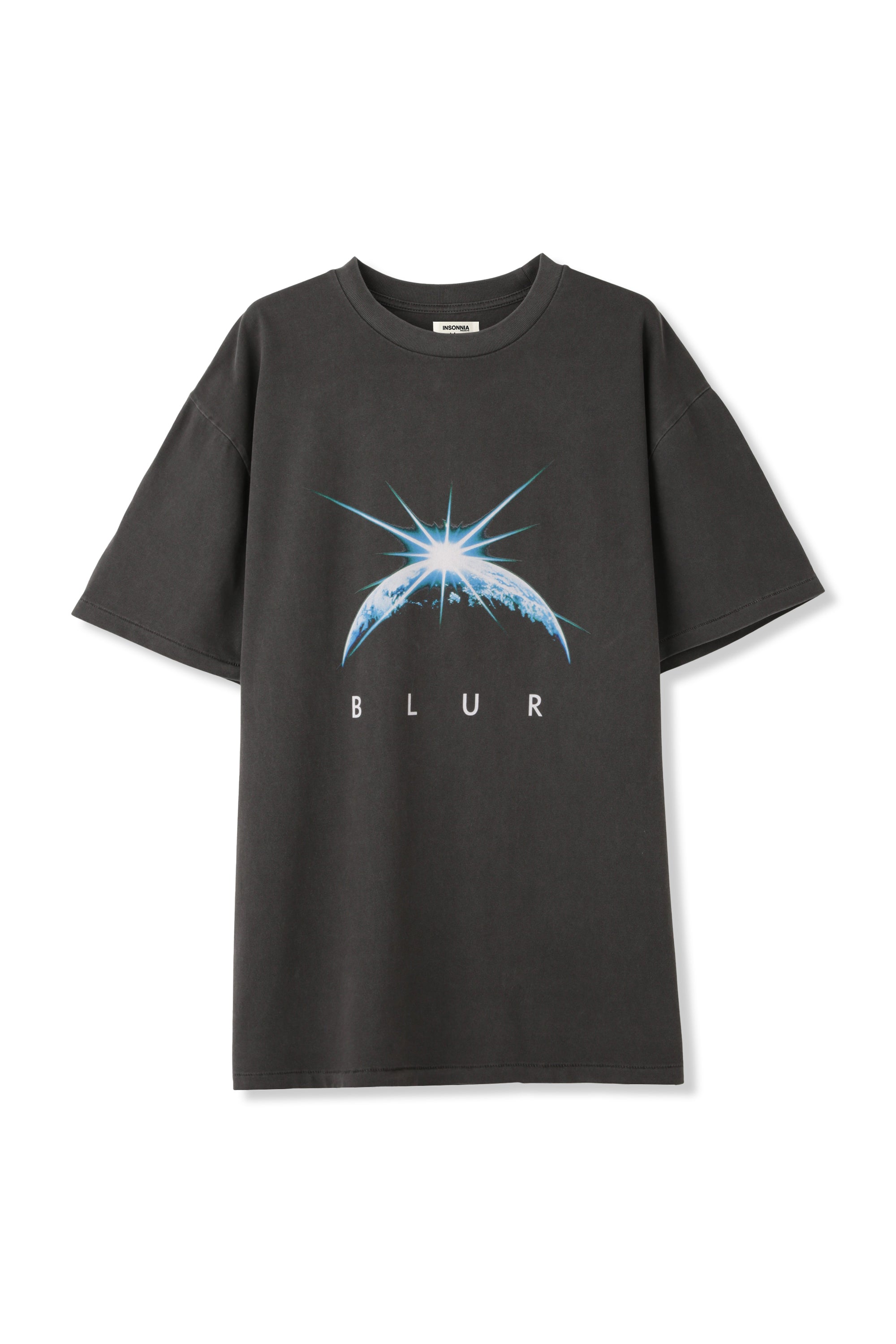 × Blur The universal TEE