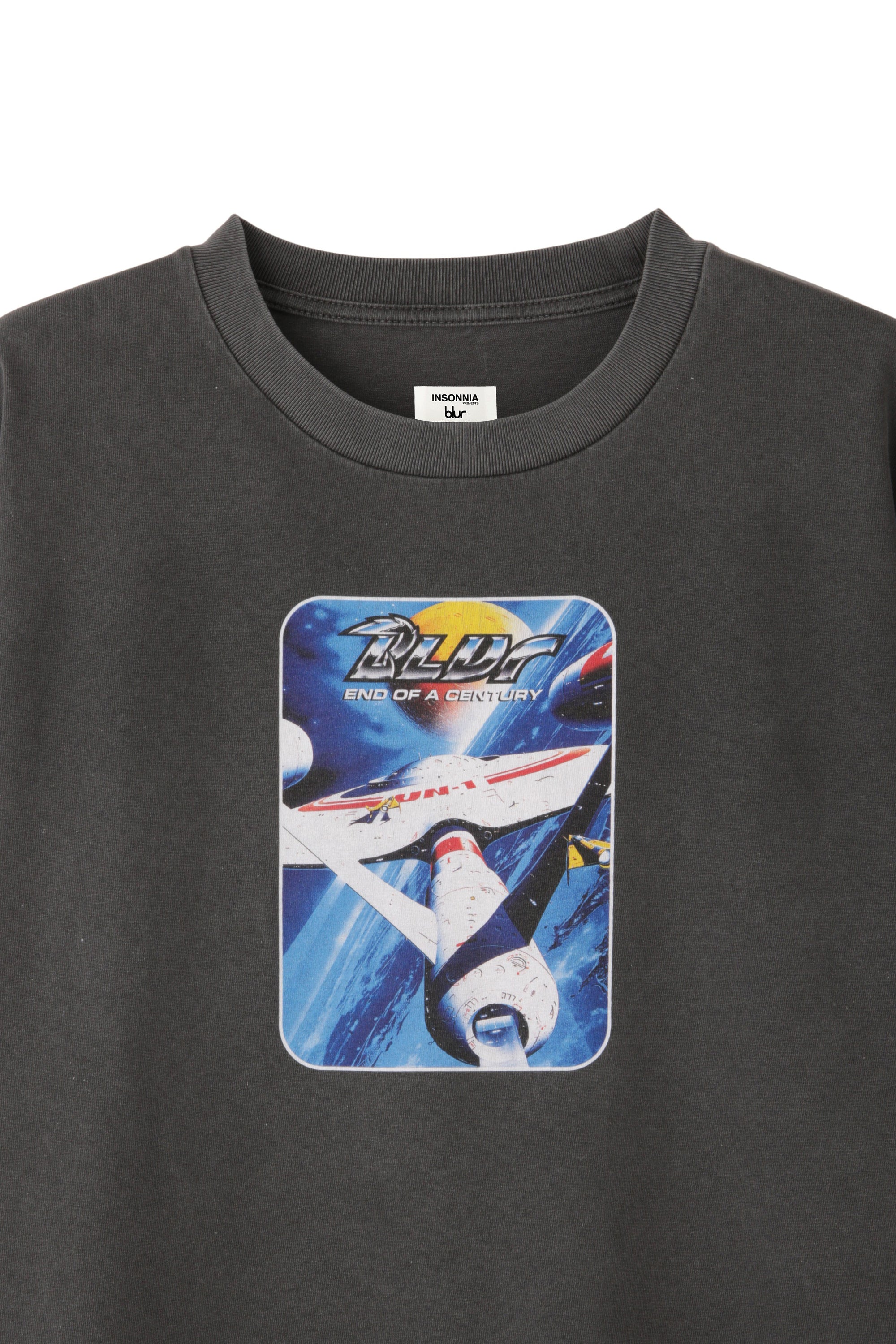 × Blur End of a century TEE